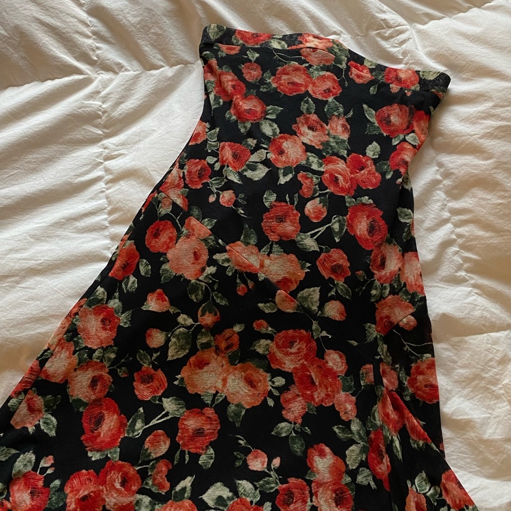 Rose sleeveless dress
